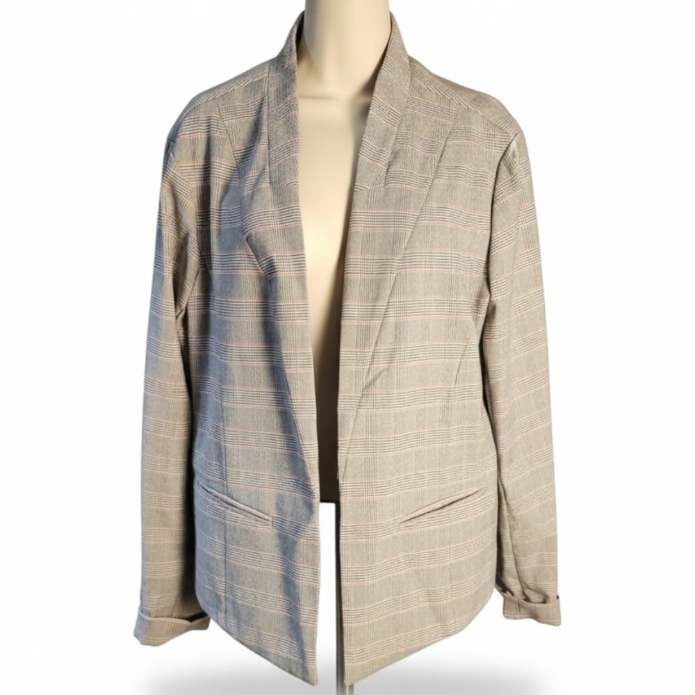 Torrid Studio Blazer 3 3X Plus Size Black Red Plaid Cutaway Jacket Open Front